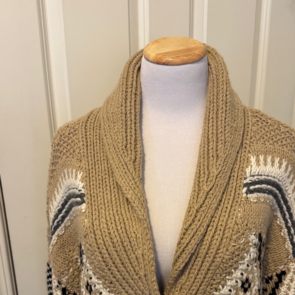 Lucky Brand Tan and Gray Patterned Cardigan, Sz L, Like New - Picture 7 of 13